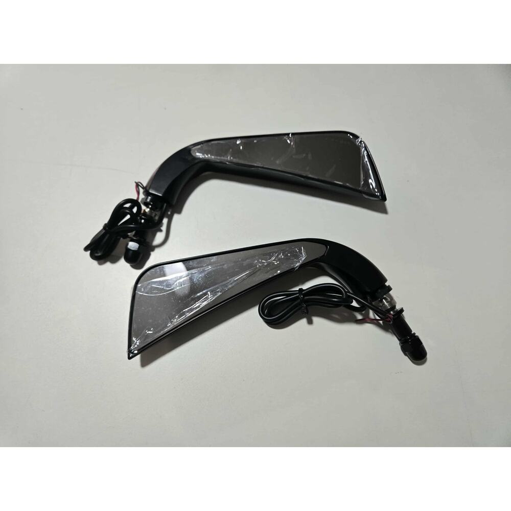 Universal Motorcycle Mirrors w/integrated running light & turn signal New In Box